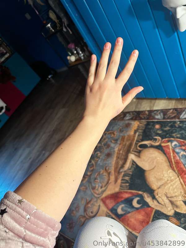 Guys, this post doesn’t have any nudity or boobs—I sincerely.. 2