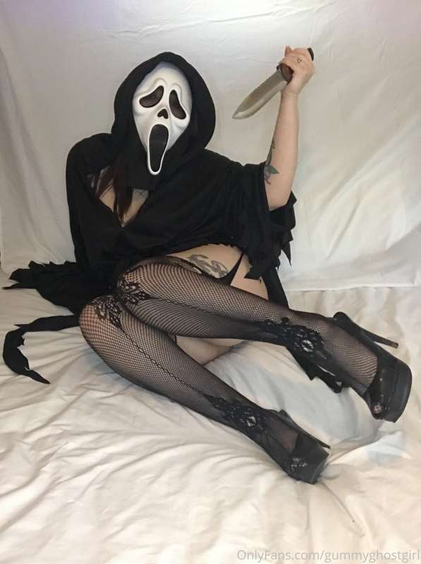 I’ll make you scream 👻🖤 5