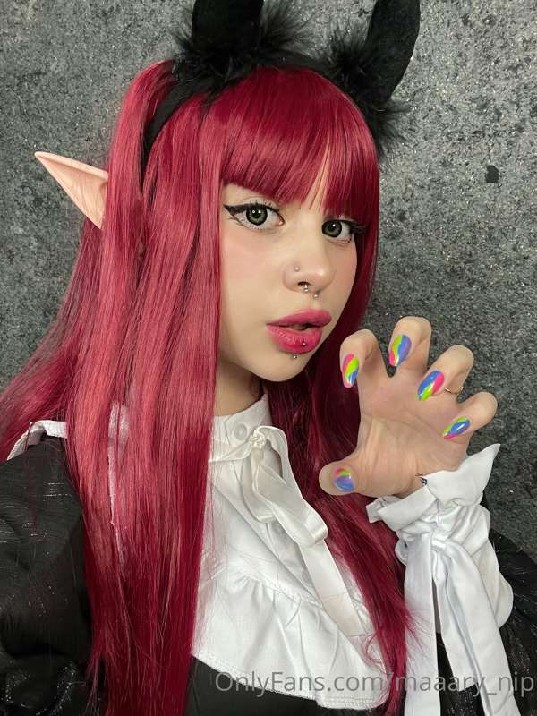 Beware of this pretty babydoll 🔥