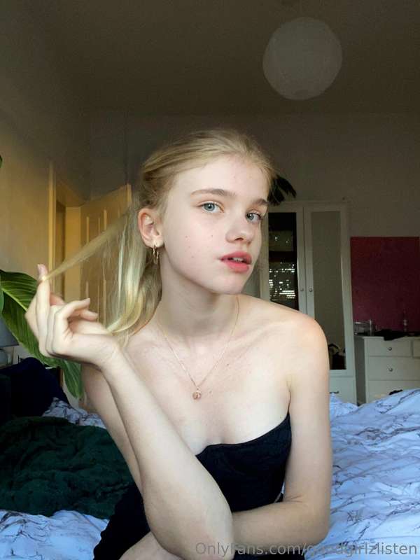 ## 💕💕💕 PRETTY KITTY @whitetkitty 💕💕💕This hot kitty @whitetki..