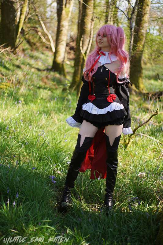Krul Tepes dropped her apple 🍎, can you help her find it? I .. 1