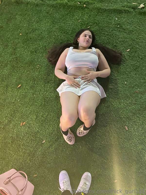 Thick_Gurl101 - Onlyfans - 28 Oct, 2023
