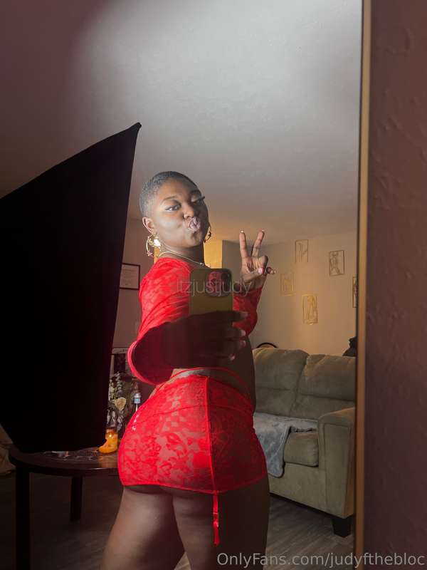 Lady in Red 💋 3