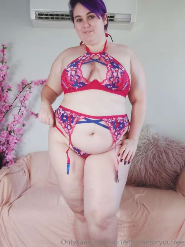 All dressed up and no one to strip me! 