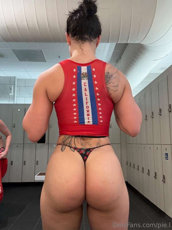 Gostosa! 🍑