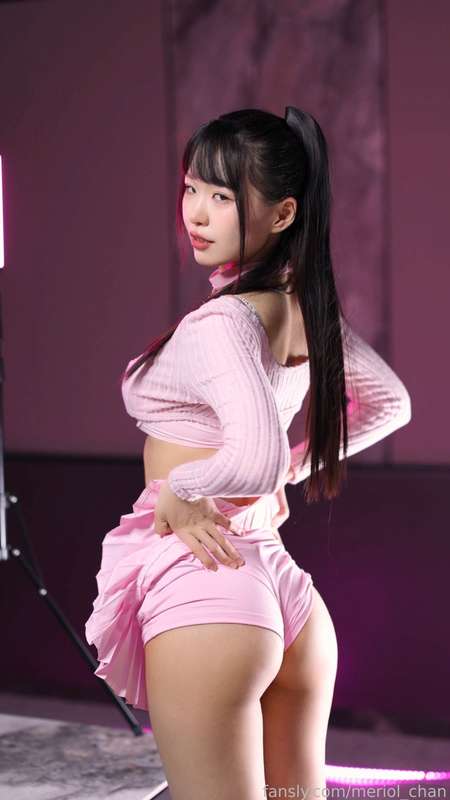 Meriol_Chan - Fansly - 02 Apr, 2025