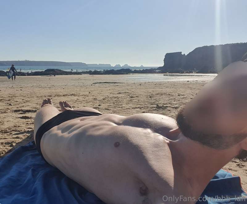 Hike, beach, and bed - where would you wanna be with me? Par.. 7