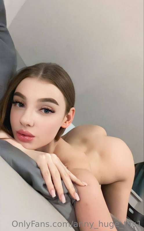 ❗️She @lil_babybear needs your cock more than ever❗️
This be..