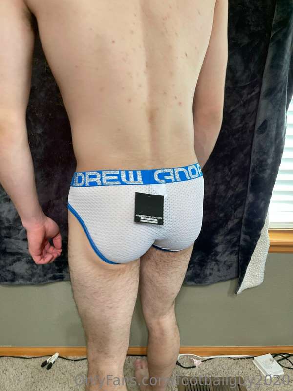 Andrew Christian looks pretty good on me! Set 4 24