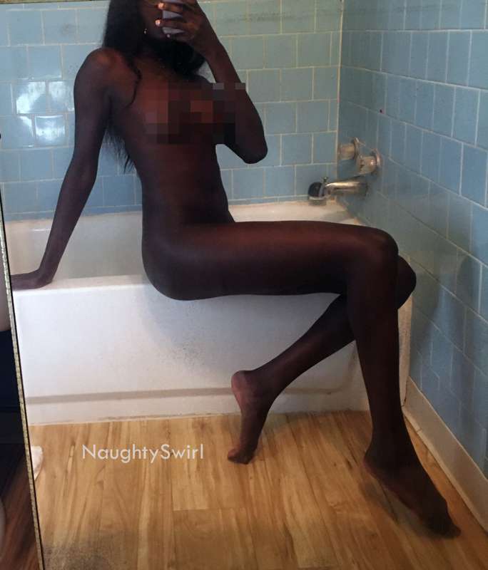 I'm not ready for Monday to come :(

Unlock for uncensored.
..