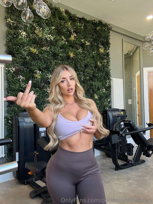 You pay to be ignored 💵🥱You beg to be humiliated 🖕