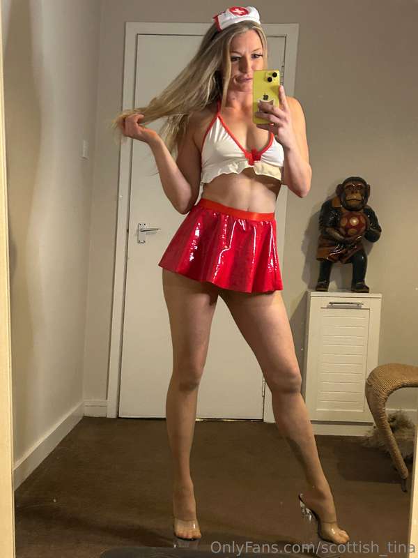 Happy Sunday….  The nurse is on her way 🤫