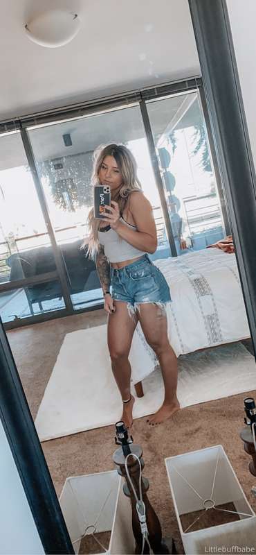 Moving into the new place this week 😍 who’s excited for more..