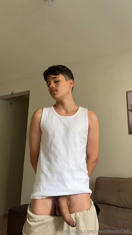 get on your knees and suck my dick 😼 4