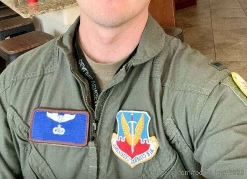 Soldiers all to happy to show off! 20