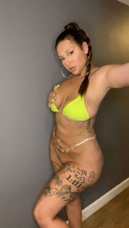 Live show starts in 2 hours! 10pm EST