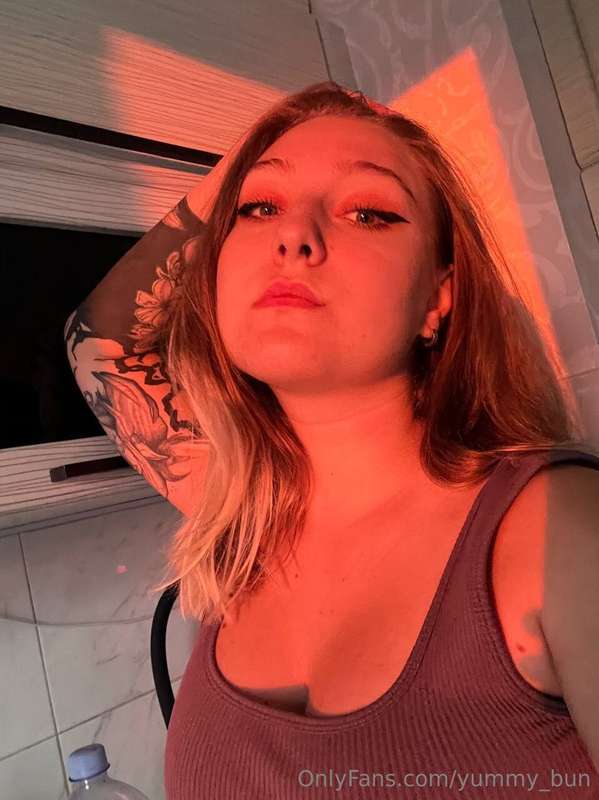 When the sun peeks into the room to say goodbye, filling eve..