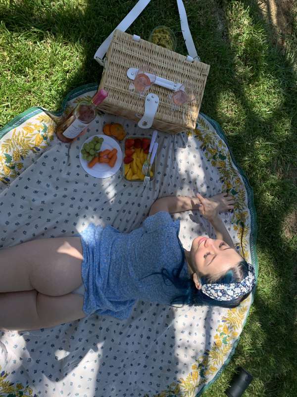 Sunshine🌞 

I will be releasing a fun video later tonight 💙💙.. 3