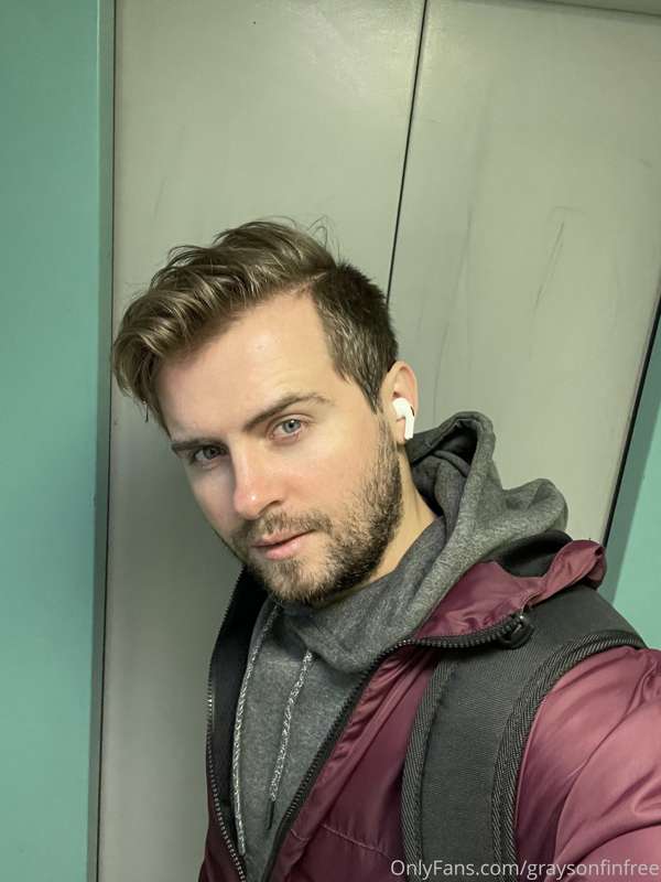 Today is nice day for gym and work! Before my new epic shoot.. 1