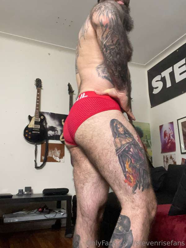 What do you think of me in red? 3