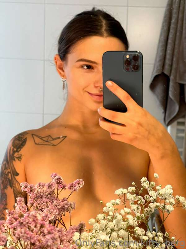 What`s on your naughty mind right now? 😉 1