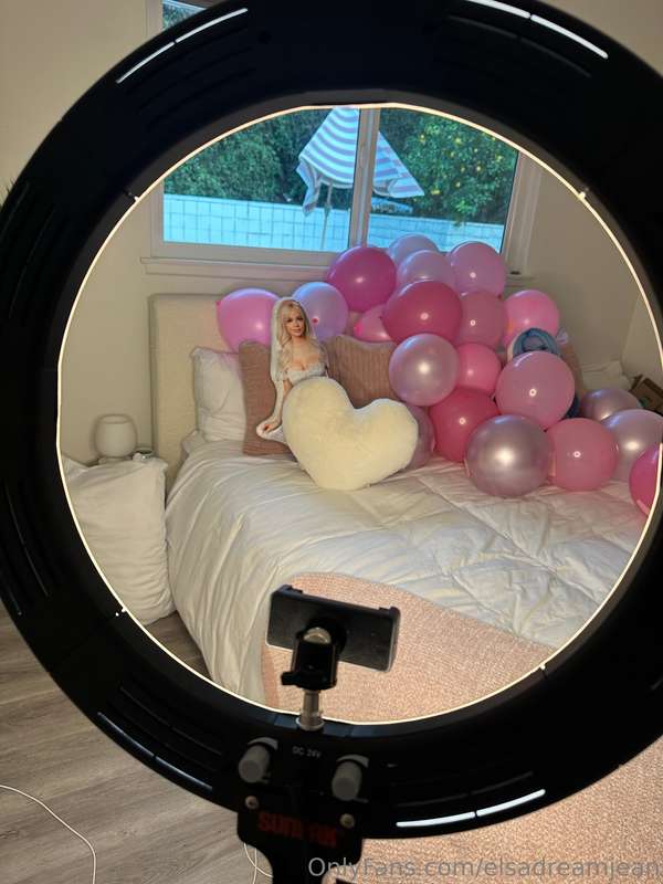 OKAY OKAY you guys were upset I didn’t do the balloons last ..