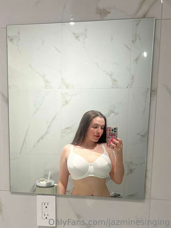 Wore this bra out last night! Great support 🤍