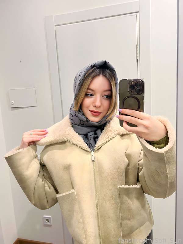 Sofi_Sun - Fansly - 03 Dec, 2023