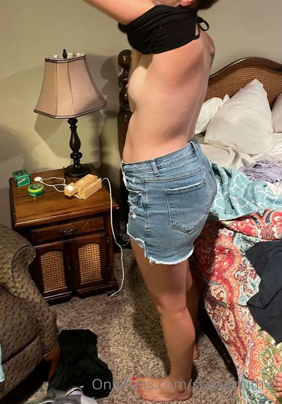 Stacysmith41 - Onlyfans - 01 Sep, 2022