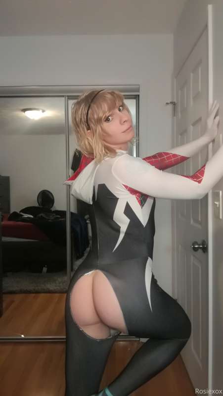 Spider Gwen Set 8/8 x :3 Hope you loved the pics was a lovel.. 1