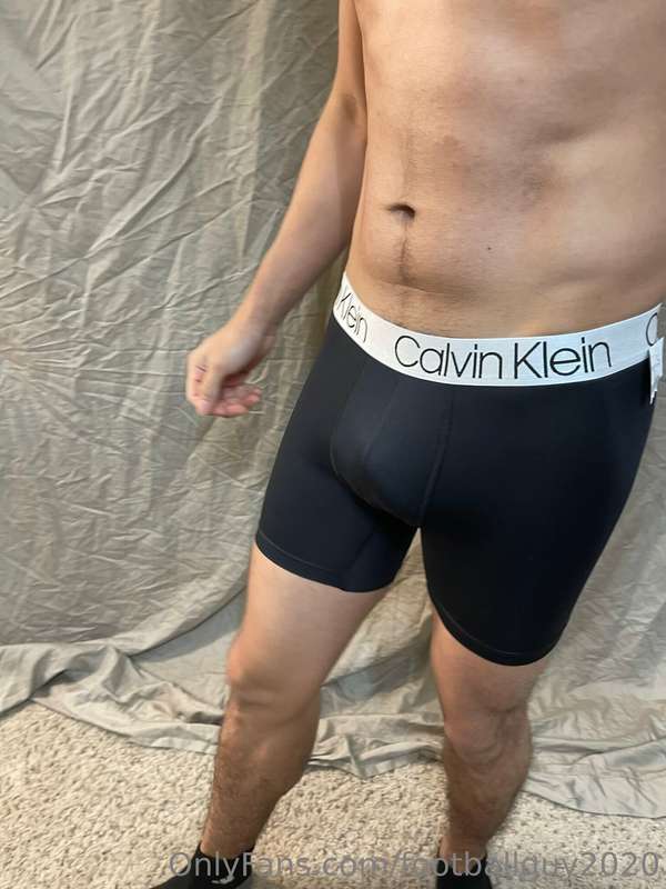 The Calvin Klein set of PVT Martinez - you'll want to see th.. 10