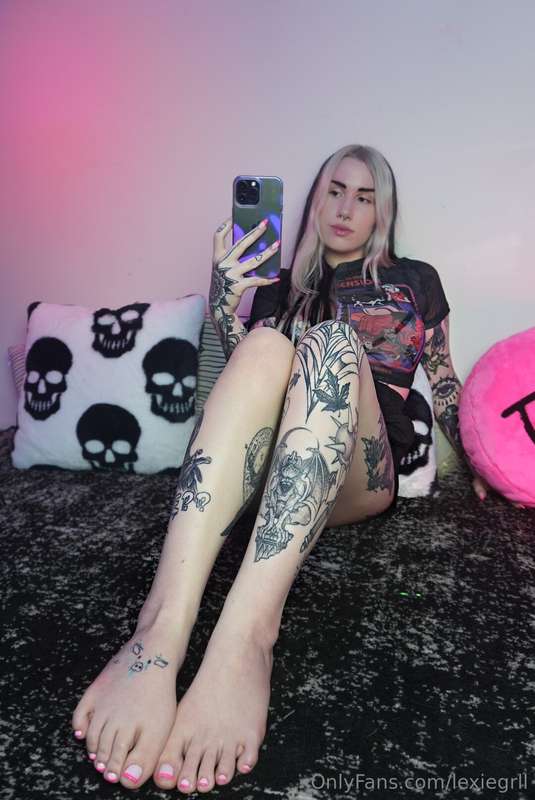 Do you like the new pedi? 8