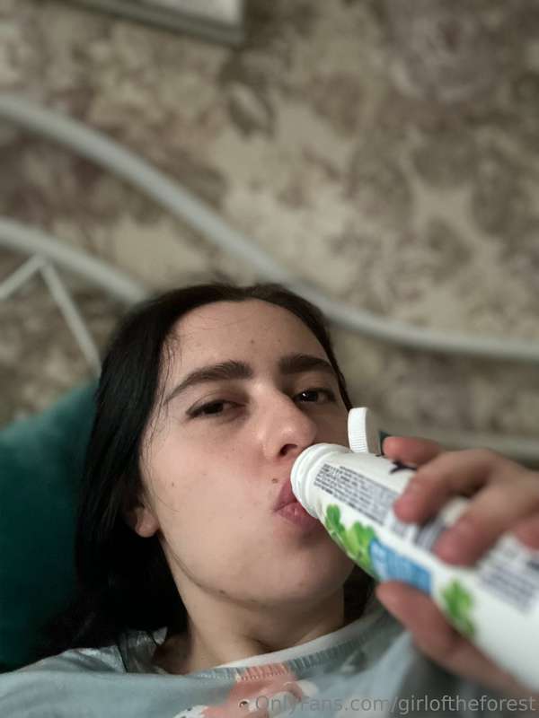 Starting my day with this tasty white liquid in my mouth aga..