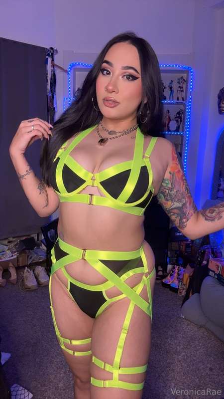 first half of the neon green set I think this is my favorite.. 3