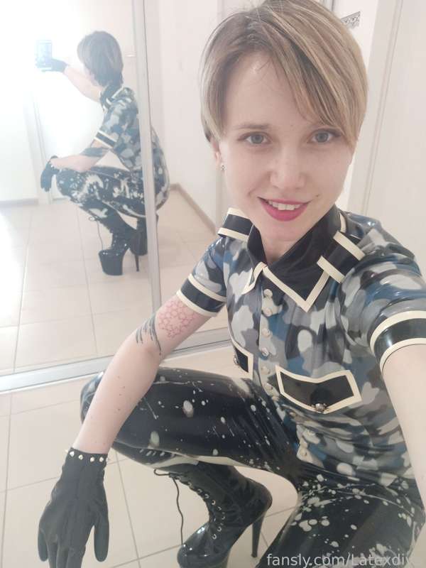 Latexdiva - Fansly - 22 Aug, 2022 13