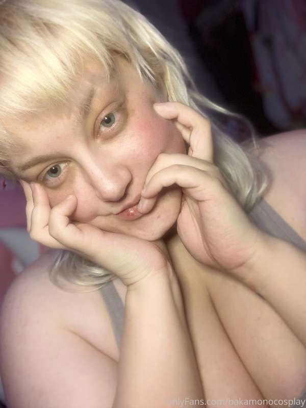 Boobs in your inbox! 🌸✨ (except not bc my dms are broken 🥺) .. 3