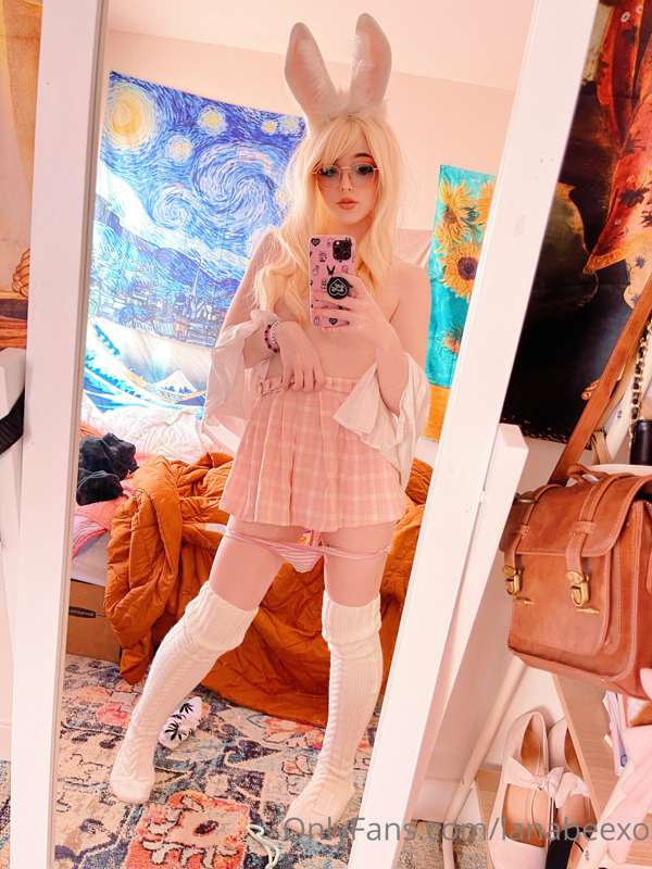 Springtime bimbo bunny 💕 3
