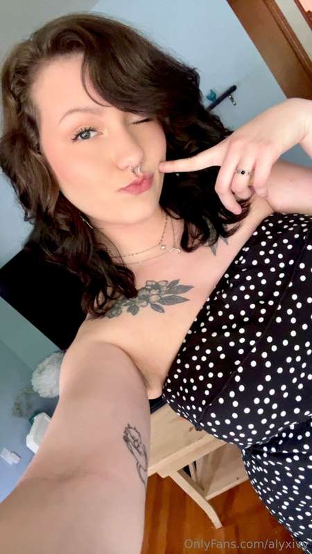 I hope you all had a good Father’s Day! 💕 I dressed up all f.. 1