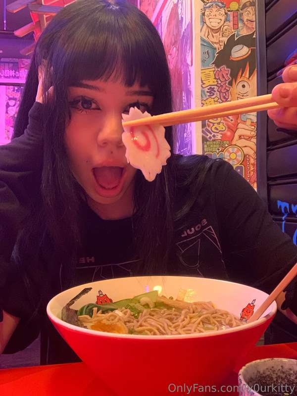 paga per il mio ramen🍜 🧡 3