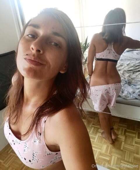 How do you like my cute shorts and sport bra? 2