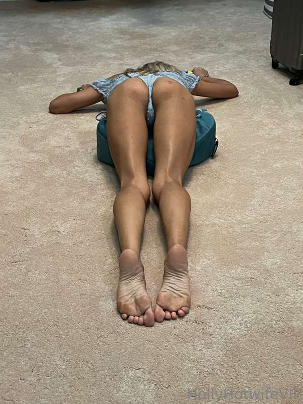 You come home to me on your living room floor like this 😉 wh..