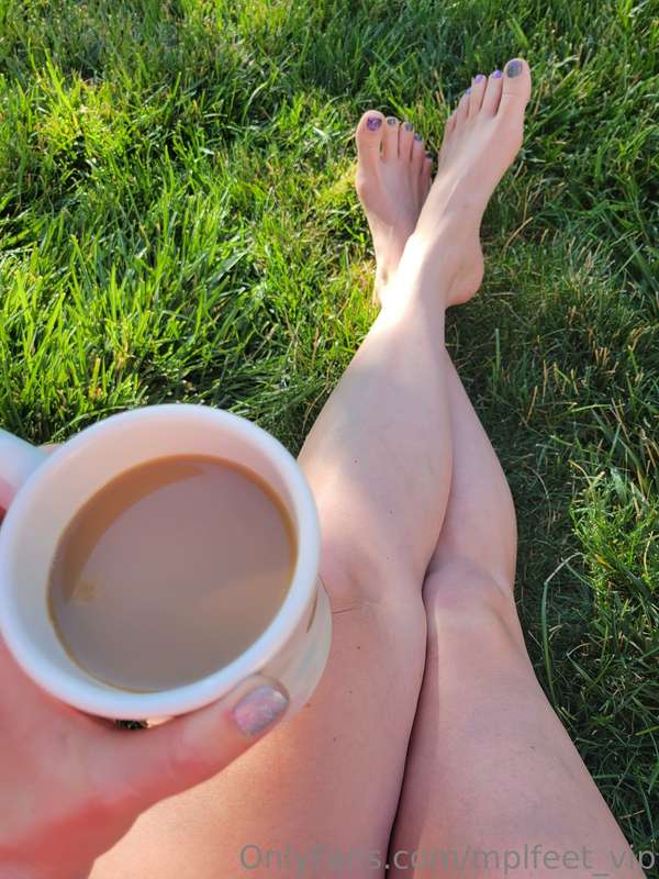 How every Sunday should be!🥰☕️