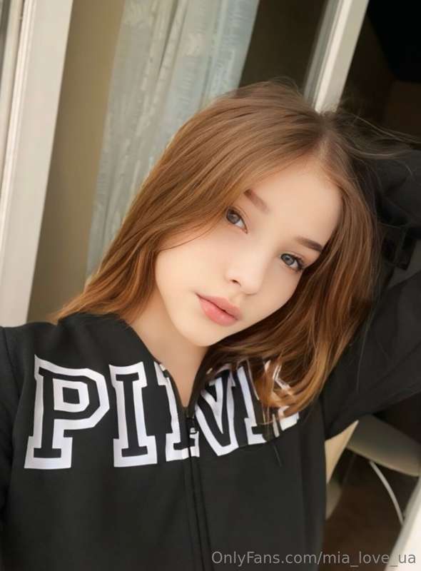 🖤 STOP SCROLLING 🖤 @eva_candy so kinky for her age..👀🌺but sh..
