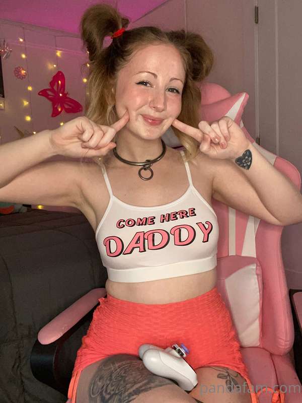 Random pics before Fortnite 💕 (don’t mind my control freaks .. 4