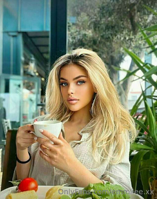 Hey-hey❣❣❣ How are you babe?🍒