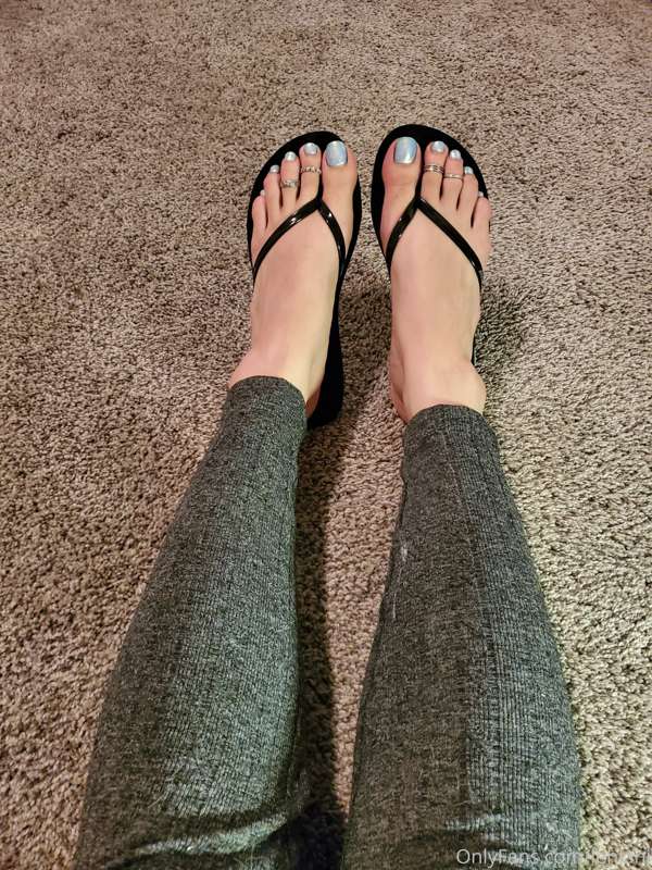 Gonna keep posting these extra pics too :) 
Legit might as w.. 8