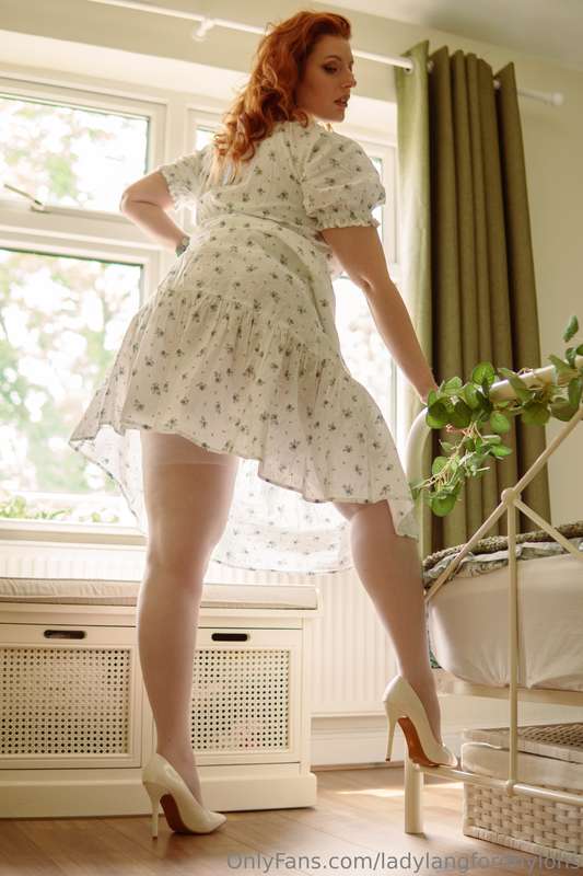 I can't believe how well they fit!... Do you like white hosi.. 7