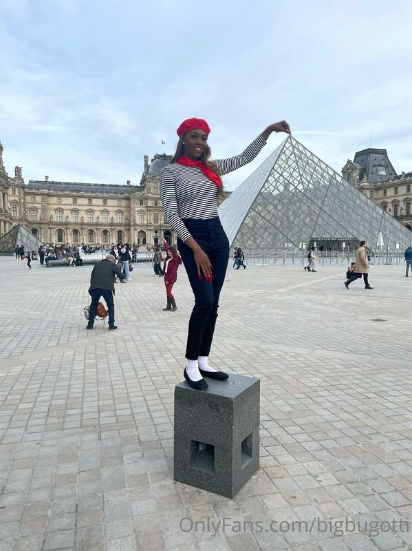 I had an Amazing Week in Paris, can’t you tell?🇫🇷❤️ 3