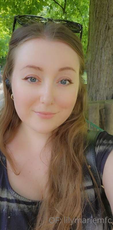 Recent selfies from outside (mostly). I've been walking a wh.. 3