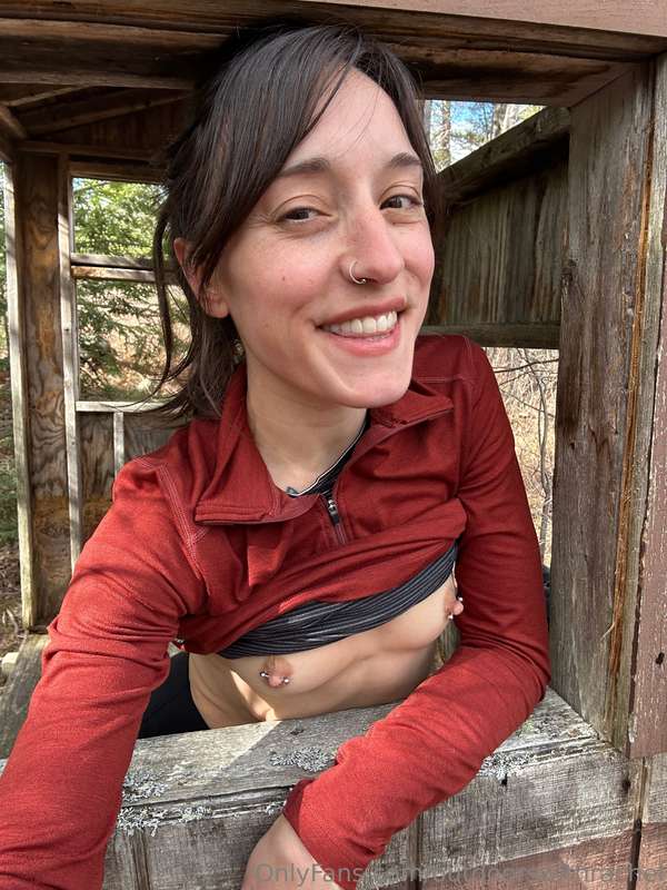 Might not be my dream cabin but I would still fuck in here. 2
